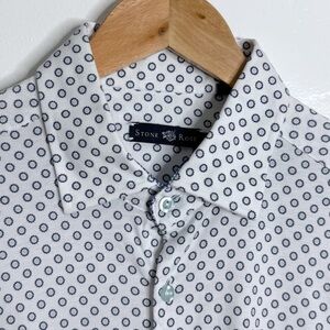NWOT Stone Rose Men’s Moscow 8324 Button Up Shirt‎ White Circle Print Medium (3)